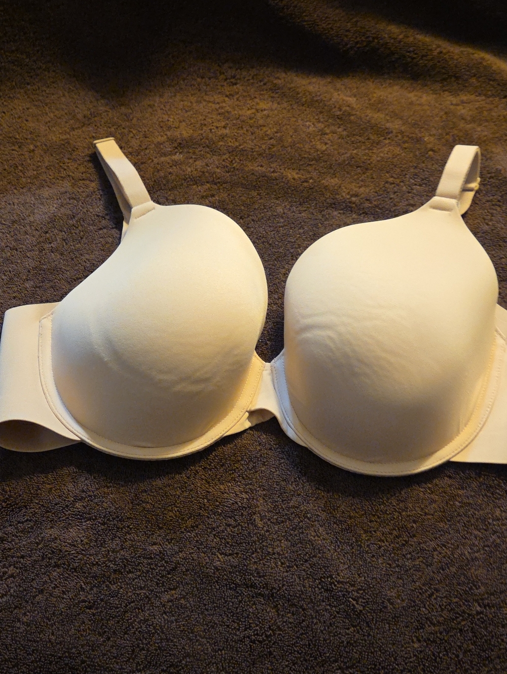 42 C Cacique Lightly Lined Full Coverage  Bra